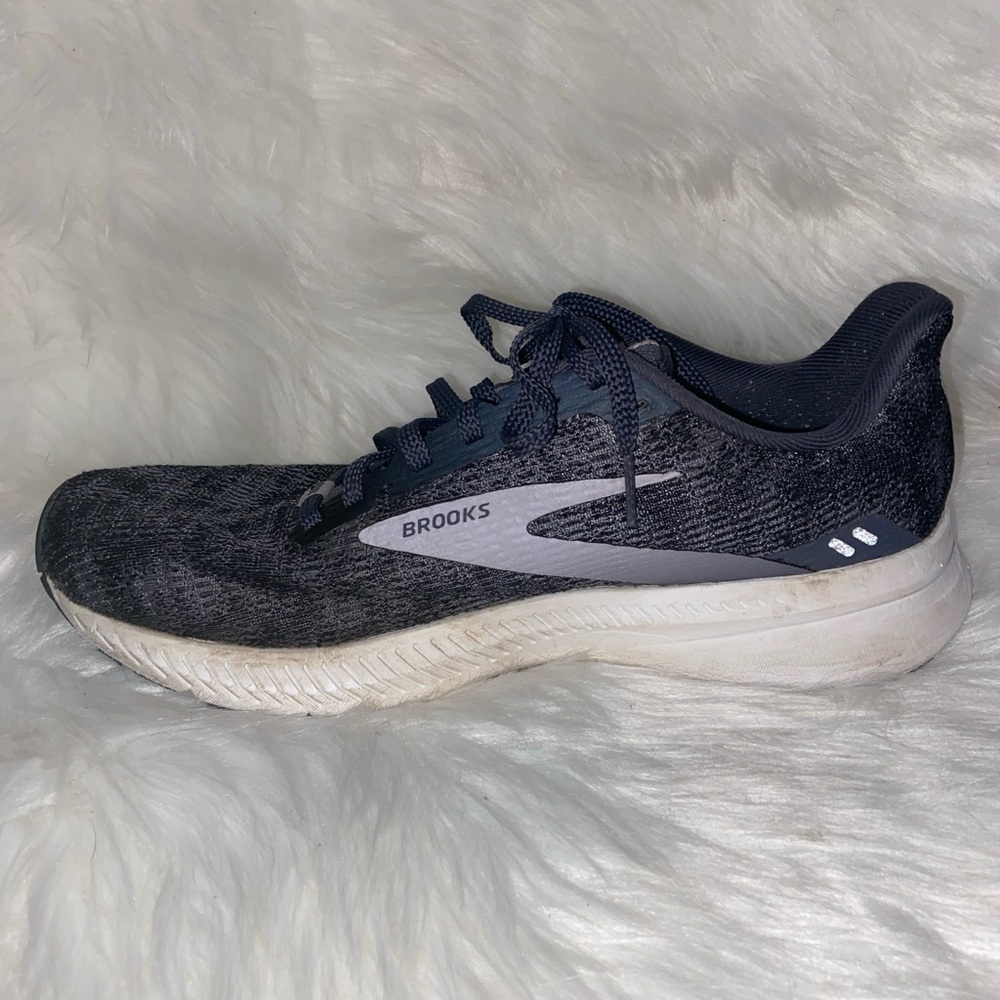 Brooks sneakers - Picture 4 of 9